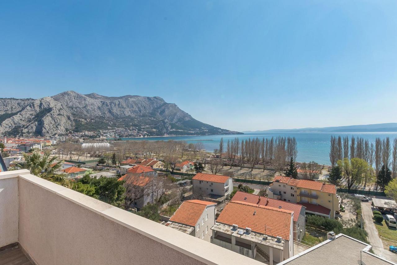 Apartments Ana Omiš Exterior foto